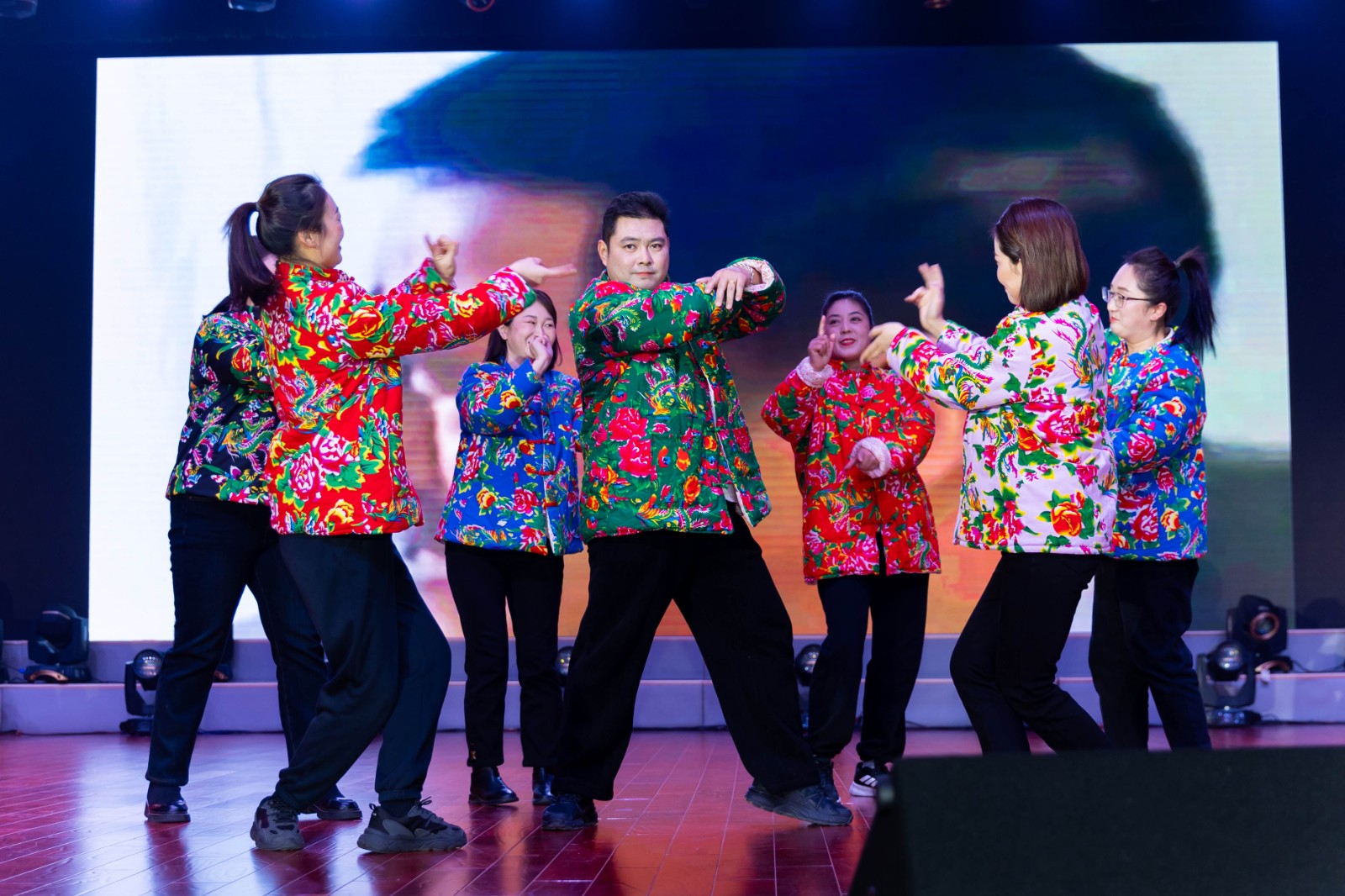 2N2A3996_副本.jpg 2N2A3996_副本.jpg